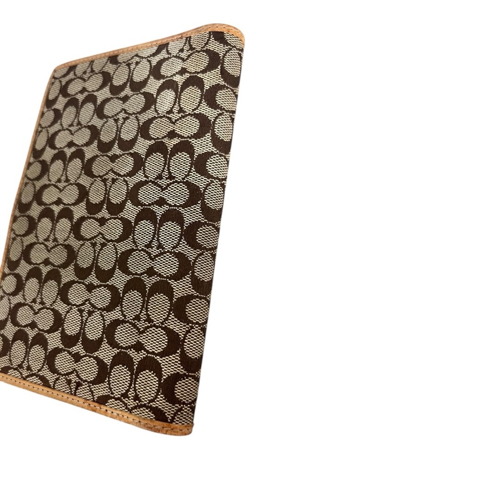 Coach Signature check book cover - Picture 2 of 3
